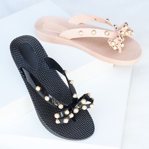 Black Faux Pearl Bow Jelly Sandals Size 7 - Picture 4 of 4